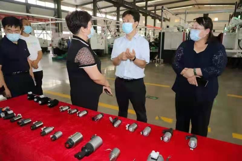 美女被艹啊啊啊视频安阳市市长高永一行莅临我公司参观调研